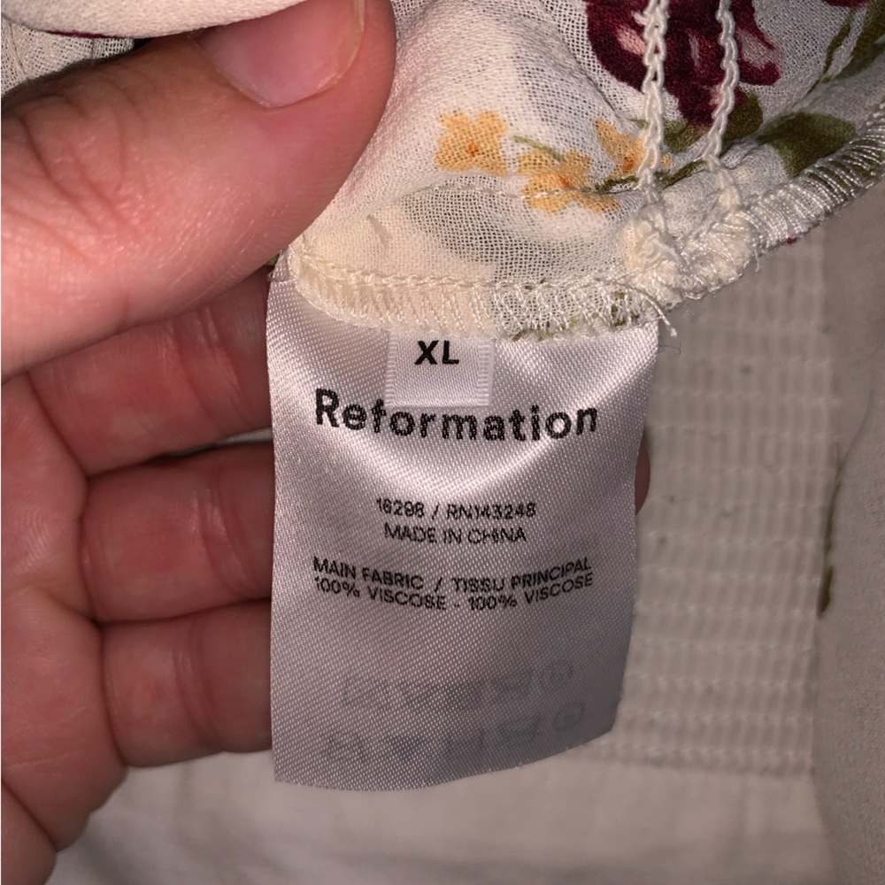Reformation Amarena Top in Grapevine size XL - Picture 4 of 8